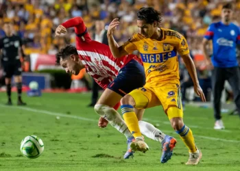 Real Betis felicita a Diego Lainez por su título con Tigres