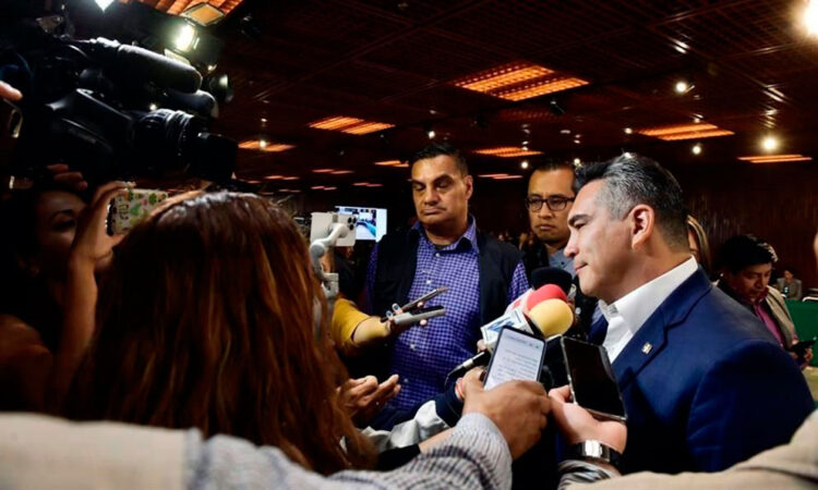 Le vamos a dar una macaniza a Morena en Coahuila, dice Alito