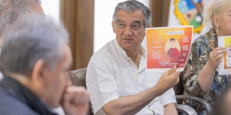 Ante ola de calor, gobernador instruye acciones inmediatas para proteger a la población