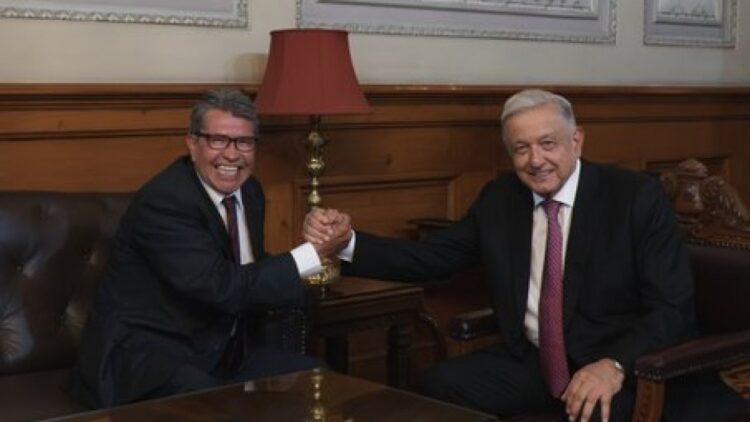 Monreal volvió a Palacio y descartó una ruptura con AMLO