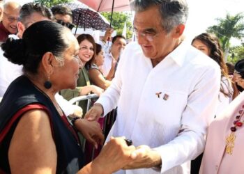 “Ahora sí hay gobernador”, le dicen colonos victorenses a Américo