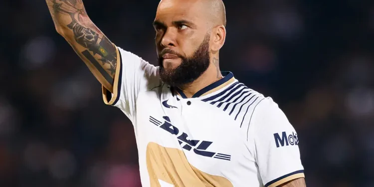 Dani Alves, castigado con la versión de la prima de la víctima: ‘Dijo que le hizo mucho daño’