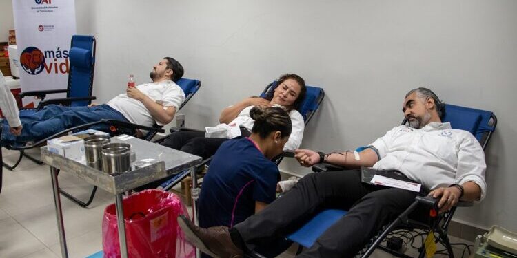 Promueve la UAT campaña de donación sangre Más Vida