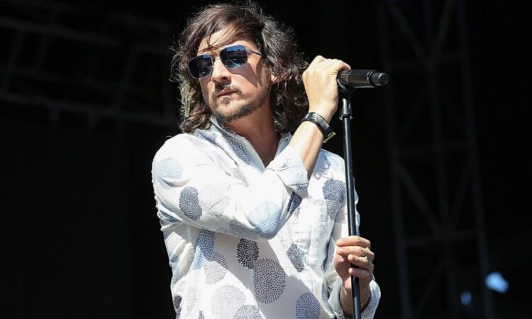 León Larregui, a sus 50 años: ‘El rock es mi fuerza y no me imagino sin él