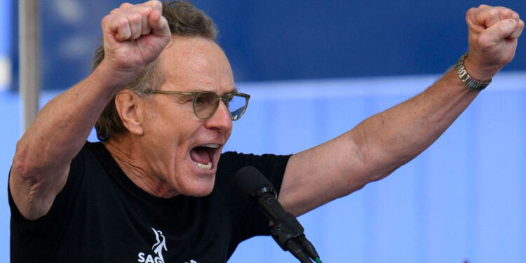 Bryan Cranston se une a la huelga de actores