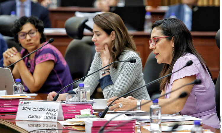 INE Impone Regulaciones a Aspirantes Presidenciales de Oposición a Petición de Morena