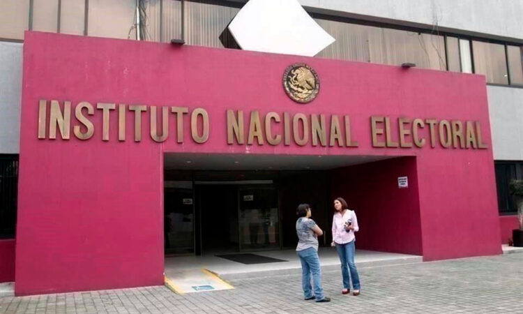 INE aprueba calendario para el proceso electoral de 2024: Desafíos y preocupaciones para la institución