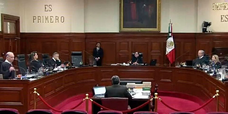 Morenistas Solicitan Juicio Político Contra Ministros de la SCJN por Negarse a Reducir Salarios