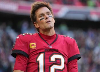 Touchdown en México! Tom Brady, estrella de la NFL, llega para conferencia de lujo en octubre