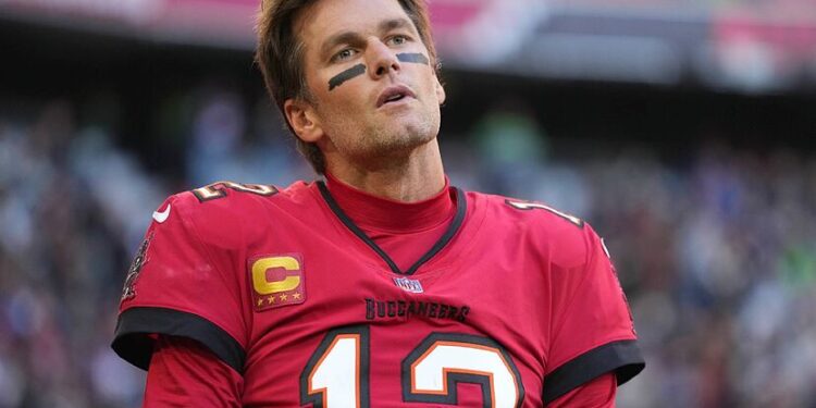 Touchdown en México! Tom Brady, estrella de la NFL, llega para conferencia de lujo en octubre