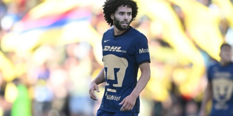 César Huerta brilla en club Pumas tras salida de Chivas