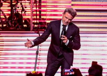 Luis Miguel hospitalizado en Chile pero continúa con su gira