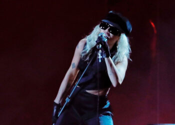 Tish Cyrus, Mamá de Miley Cyrus, contrae matrimonio con Actor de ‘Prison Break’