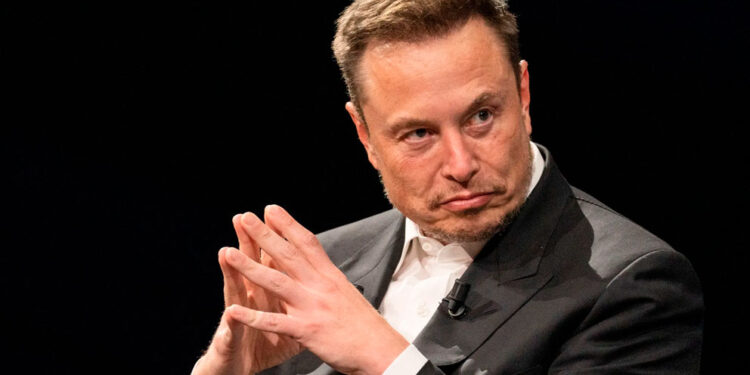 Éxito de lanzamiento! la nueva biografía de Elon Musk se dispara en ventas
