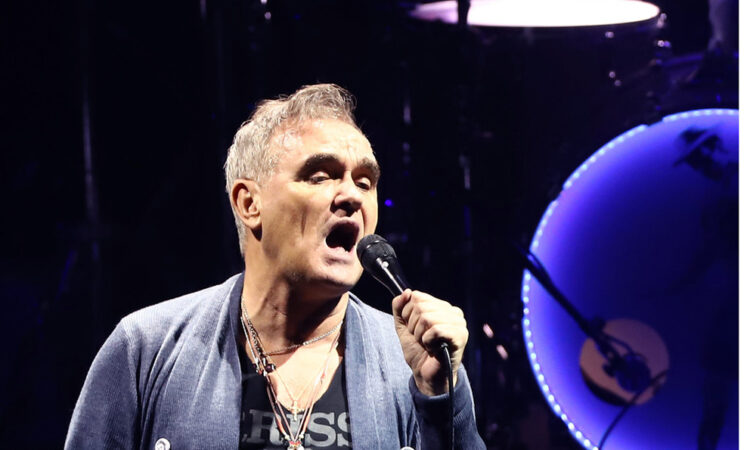 Morrissey Pilla dengue en México y pausa su gira