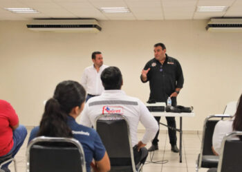 Pit Stop para la seguridad, curso para repartidores de comida