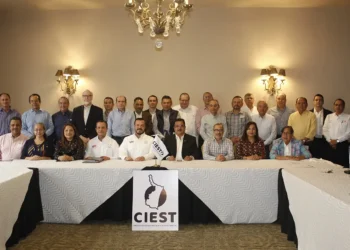 UAT y sector empresarial unen fuerzas por el desarrollo del sur de Tamaulipas