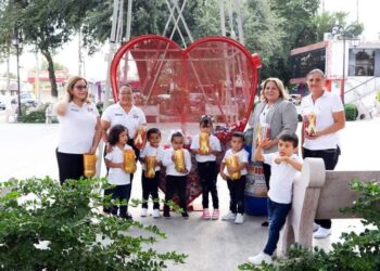Pequeños corazones solidarios: Niños de CAIC Aportan a causa contra el cáncer