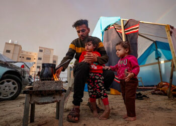 Población de Gaza se enfrenta a la posibilidad de morir de hambre: ONU