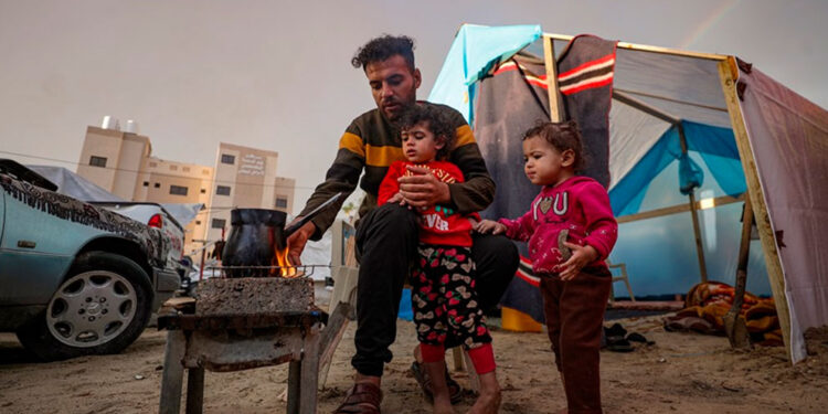 Población de Gaza se enfrenta a la posibilidad de morir de hambre: ONU