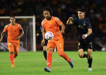 Desplome en casa: Correcaminos cae en momento clave