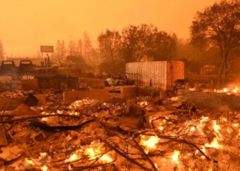 Incendio en sur de California provoca la evacuación de 4 mil personas