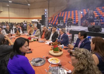 Destaca rector Dámaso Anaya compromiso de la UAT con sus trabajadores