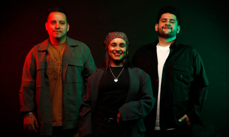 Cumple Matisse su sueño de lanzar disco navideño