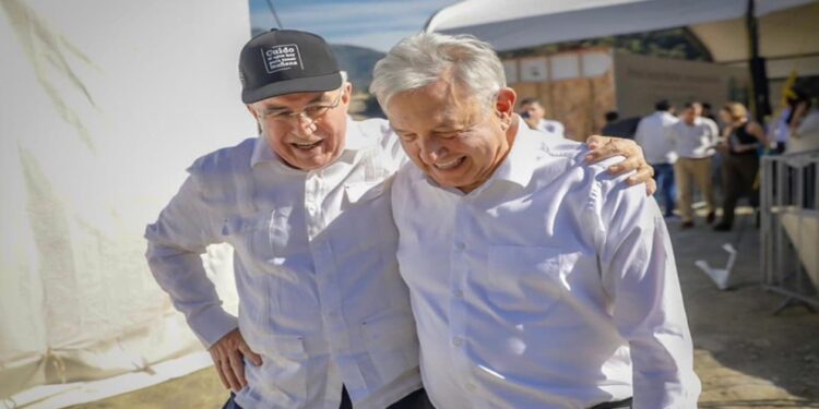 AMLO y Rubén Rocha Moya inauguran la presa Santa María