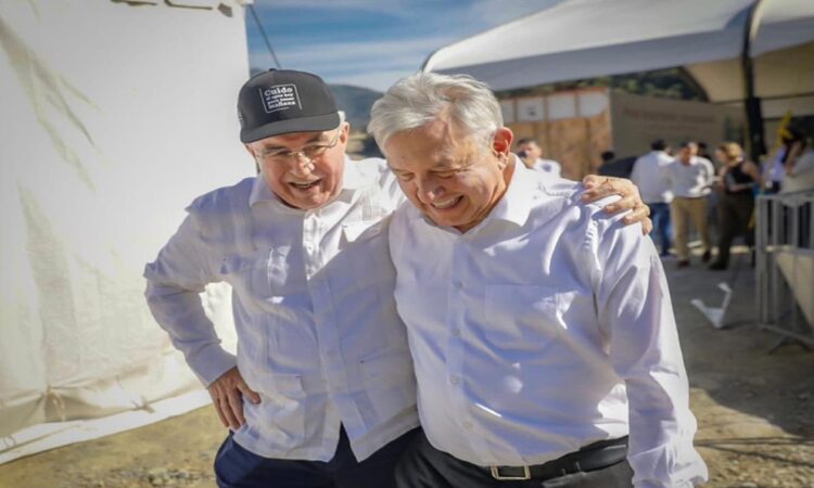 AMLO y Rubén Rocha Moya inauguran la presa Santa María