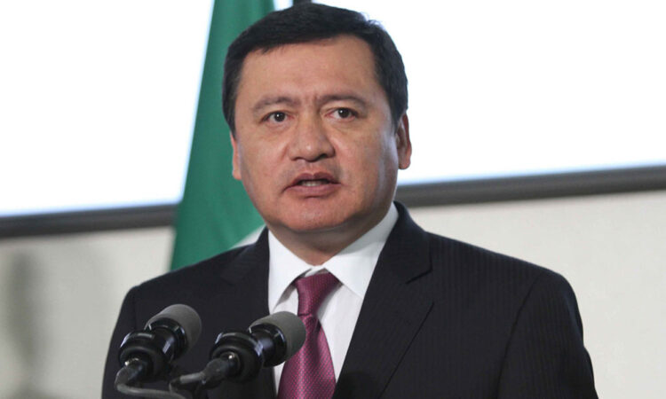 Desde Segob no se hizo espionaje: Osorio Chong