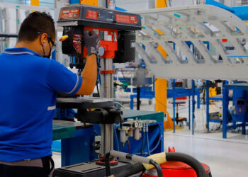 Salario mínimo aumenta 20% en 2024 con consenso de todos los sectores