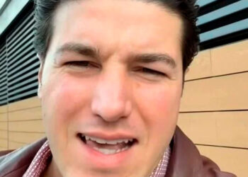 Llama Samuel ‘payasos’ a Alcaldes y les pide madurar