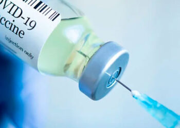 Hasta 2 mil pesos podría costar vacuna contra covid en farmacias