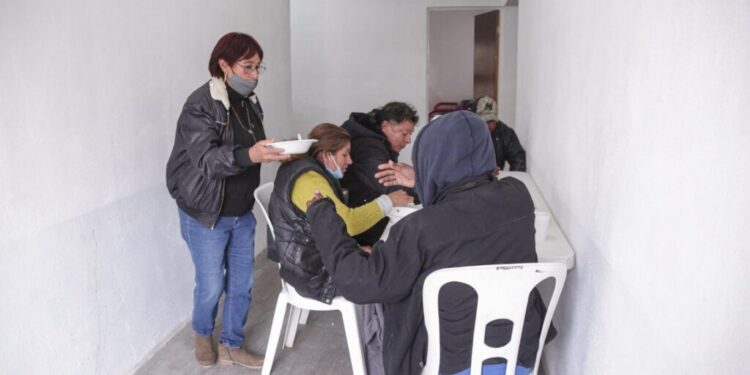Activa DIF Tamaulipas albergues en los 43 municipios por onda gélida
