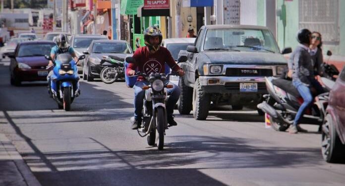 Apoyan con 30 % de descuento a motociclistas cumplidos: Adriana Lozano