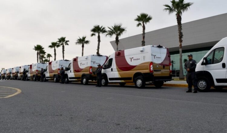 Recibe CEDES unidades para traslado y seguridad de PPLs