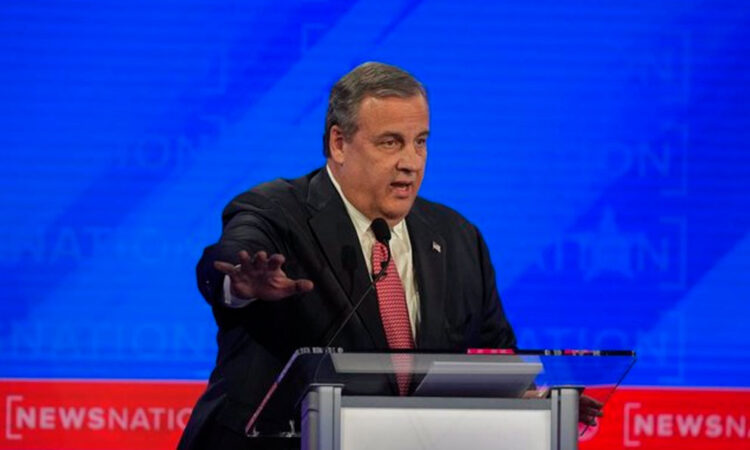 Retira Chris Christie su candidatura a las presidenciales
