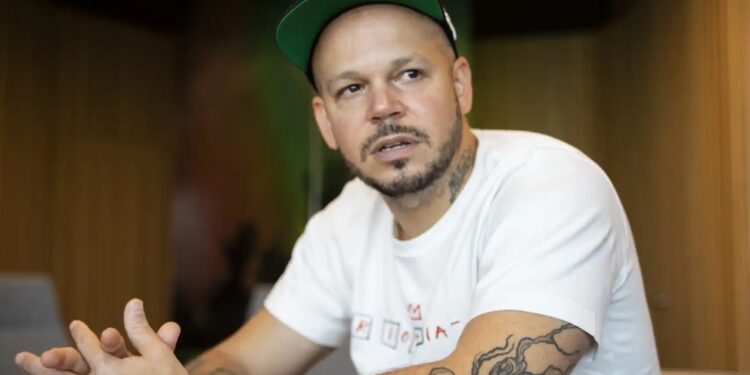 Residente podría dar concierto en ‘contra el genocidio’ palestino