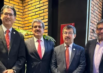 El rector Dámaso Anaya refuerza la vinculación de la UAT con asociaciones de educación superior