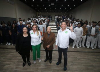 “Geño” y Maki Impulsarán desde el Senado titulación profesional gratuita