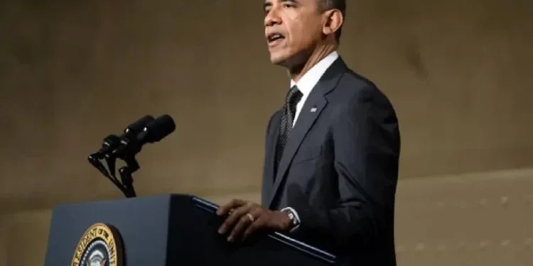 Barack Obama pide salvar la Tierra antes que colonizar Marte