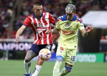 Emoción en el clásico nacional: Águilas y Chivas se preparan para el último round