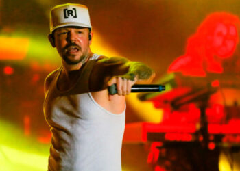 Residente anuncia su gira mundial “Las Letras Ya No Importan” junto con su nuevo álbum