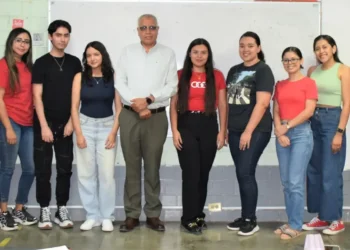 Estudiantes de la UAT destacan en concurso nacional del IMCP