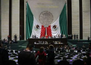 Va Morena por plan B en reforma de pensiones