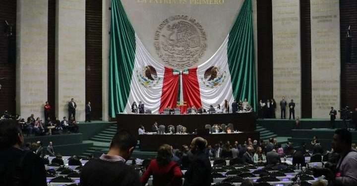 Va Morena por plan B en reforma de pensiones