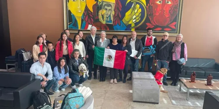 Cuerpo diplomático en Ecuador regresa a casa con el nombre de México en alto: Bárcena