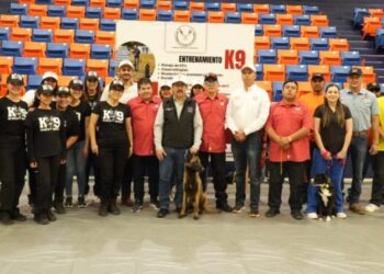 Inaugura rector de la UAT curso de adiestramiento canino K-9