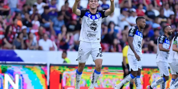Gallos remonta y hunde al Atlas